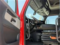 2020 Freightliner CASCADIA 116