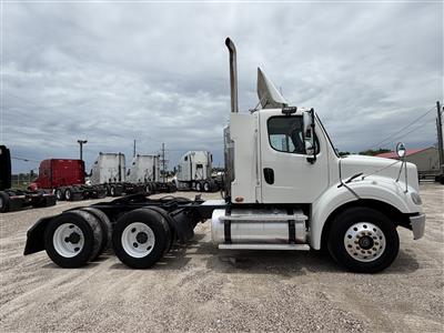 2013 Freightliner BUSINESS CLASS M2 112