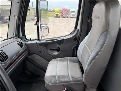 2013 Freightliner BUSINESS CLASS M2 112