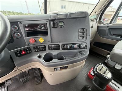 2019 Freightliner Cascadia 125