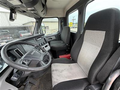 2019 Freightliner CASCADIA 126
