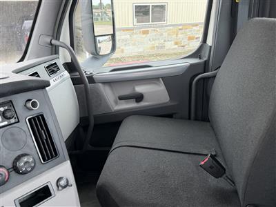 2019 Freightliner CASCADIA 126