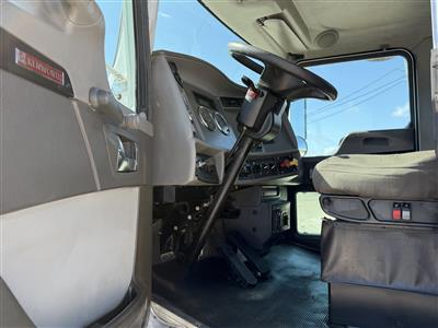2011 Kenworth T370