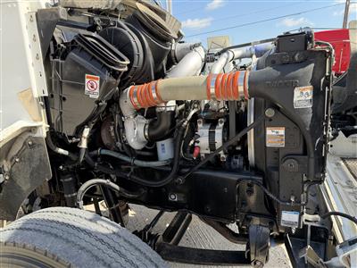 2011 Kenworth T370