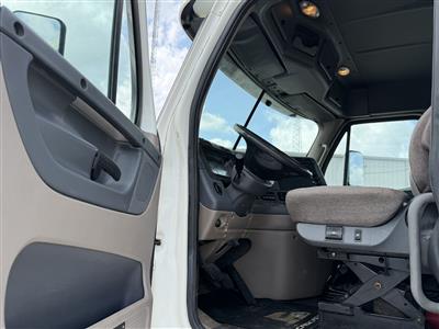 2012 Freightliner Cascadia 125