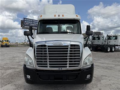 2012 Freightliner Cascadia 125