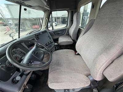 2012 Freightliner Cascadia 125