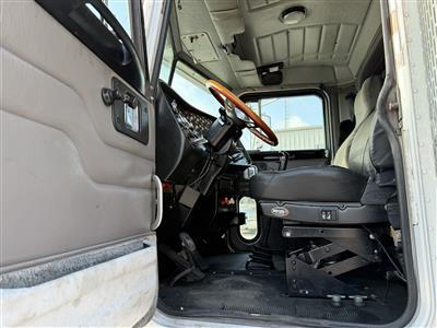 2005 Peterbilt 379