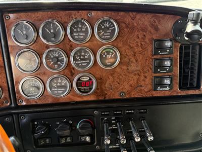 2005 Peterbilt 379