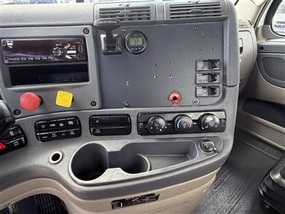 2019 Freightliner Cascadia 125