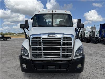 2019 Freightliner Cascadia 125