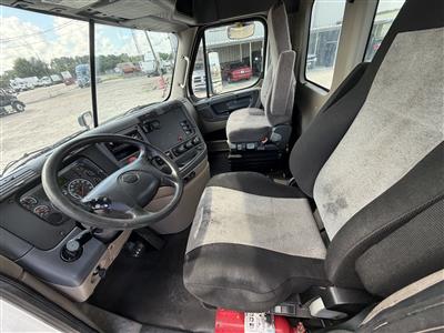 2019 Freightliner Cascadia 125