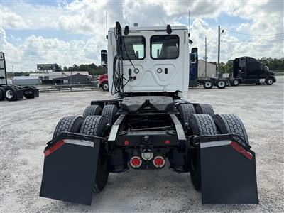 2019 Freightliner Cascadia 125