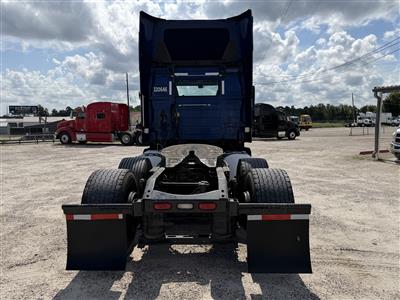 2020 Volvo VNL62T300