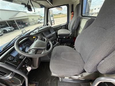 2020 Volvo VNL62T300