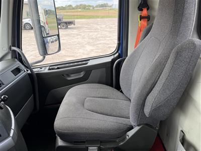 2020 Volvo VNL62T300