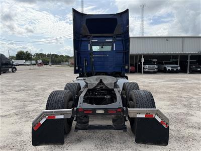 2020 Volvo VNL62T300