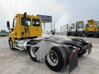 2019 Freightliner CASCADIA 113