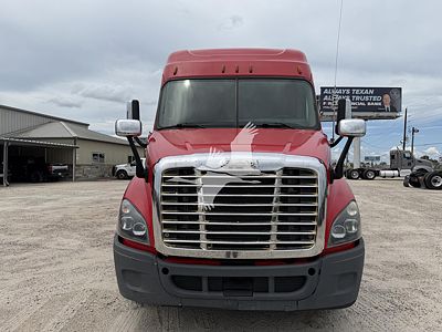 2015 Freightliner CASCADIA 113