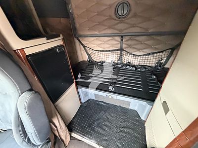 2015 Freightliner Cascadia 125
