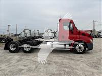 2010 Freightliner CASCADIA 113