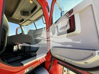 2015 Freightliner COLUMBIA 120