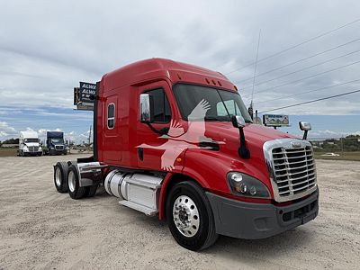 2015 Freightliner CASCADIA 113