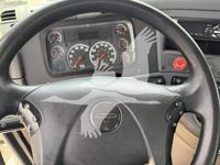 2020 Freightliner Cascadia 125