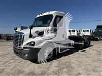 2019 Freightliner CASCADIA 113