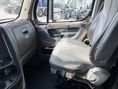 2019 Freightliner Cascadia 125