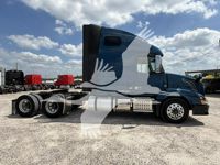 2014 Volvo VNL64T670