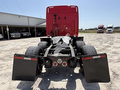 2021 Freightliner CASCADIA 116