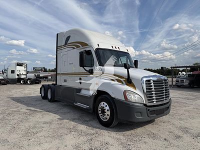 2019 Freightliner Cascadia 125