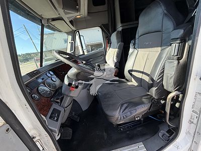 2011 Freightliner COLUMBIA 120