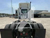2005 Freightliner COLUMBIA 120