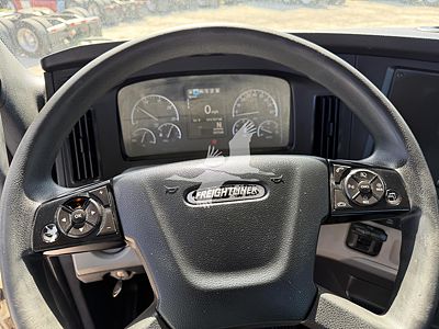 2019 Freightliner CASCADIA 126