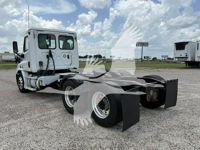 2019 Freightliner CASCADIA 113