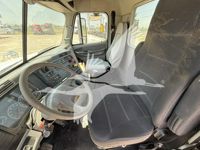 2005 Freightliner COLUMBIA 120