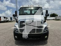2019 Freightliner CASCADIA 113