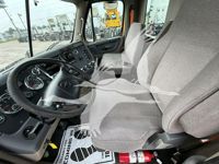 2019 Freightliner CASCADIA 113
