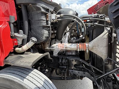 2018 Freightliner CASCADIA 113