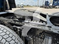 2014 Volvo VNL64T670