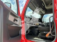 2020 Freightliner CASCADIA 116