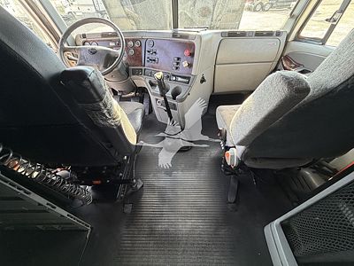 2011 Freightliner COLUMBIA 120