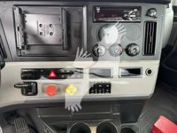 2020 Freightliner CASCADIA 126
