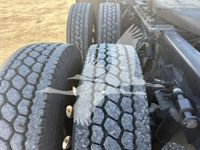 2020 Freightliner CASCADIA 126