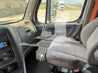 2018 Freightliner Cascadia 125