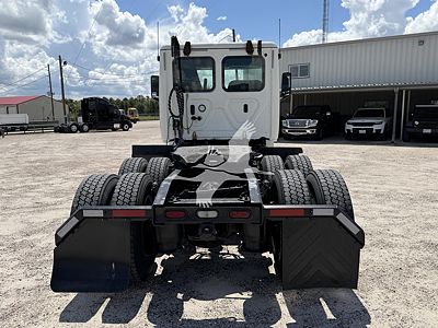2019 Freightliner CASCADIA 126