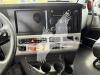 2020 Freightliner CASCADIA 116