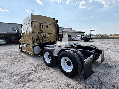 2015 Freightliner Cascadia 125